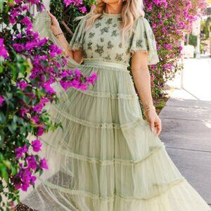 NWT Ivy City Co Anastasia Dress in Sage - Size Medium